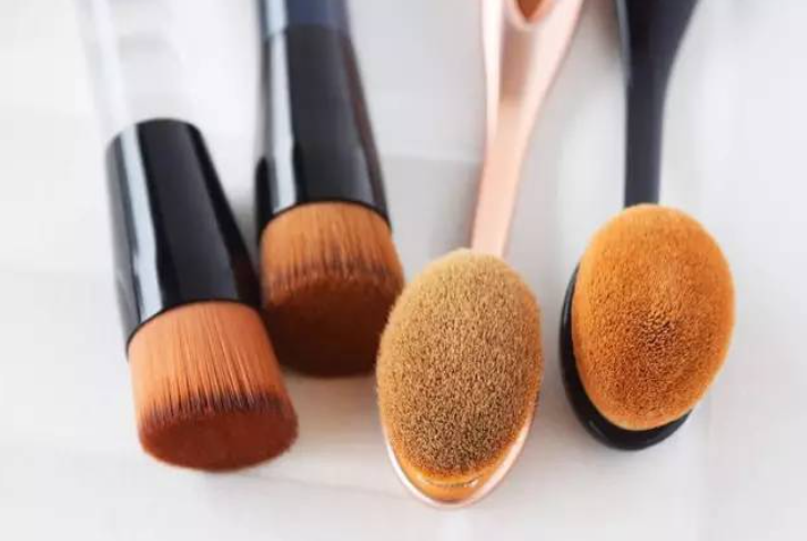 Foundation Brush