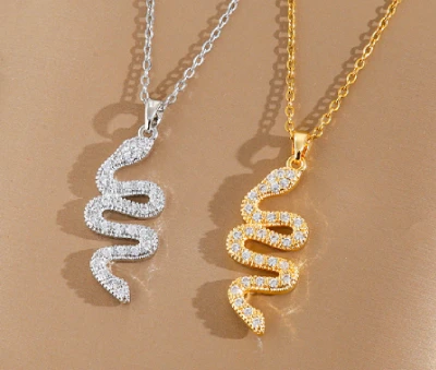 Micro-inlaid zircon titanium steel necklace - snake-shaped necklace